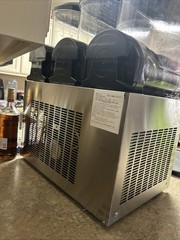 Commercial Frozen Drink Machine Frosty Factory 217A Less Than 2 Years Old
