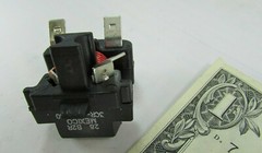 New Sensata 1-Phase Motor Start Compressor Relay Plug-On Female 1/4 3CR-204-180