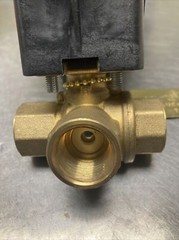 Johnson Controls Electronic Actuator w/ 3-Way Valve VG1841AE+906AGA, M9106-AGA-2