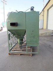Kelco CH60C 60 x 36 x 30 pressure pot blast cabinet abrasive sand glass bead