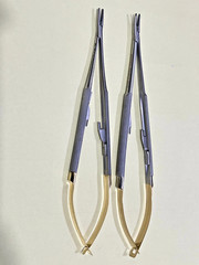 Lot of 2 HU FRIEDY Castroviejo straight Needle Holder 7″ 18cm NH5024SiM NH5024RC