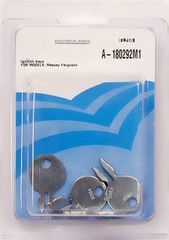 Ignition Key AR26528 Fits John Deere 1010 2010 4010
