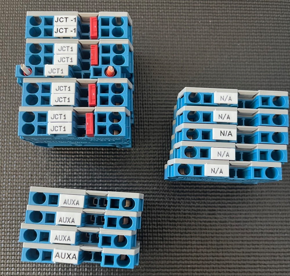 Phoenix Contact PT 2,5 Terminal Blocks N/A AUXA + JCT 1 IEC 60947-7-1 Lot of 14