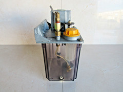 Lube Corp. Model: MMXL-III , MMXLIII 5.5CC/30min Lot # 3490 Listed by Greg