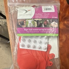 Extra Large Red Destron Fearing DuFlex Visual Identification Ear Tags 25 Sets