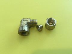 NEW SWAGELOK B-400-8-2 1/4″ Tube x 1/8″ FNPT Brass Elbow Fitting Free US Ship