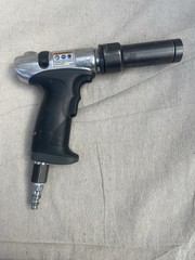Ingersoll Rand Monogram Cylindrical Cleco Runner W500-30 Aircraft Tool