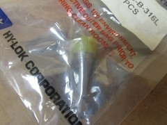 Hy-Lok Short Tube Weld Gland with Shoulder H-ZSG-4-B-316L HZSG4B316L New
