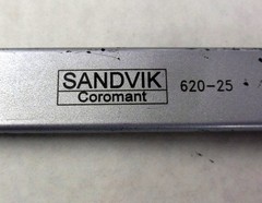 Sandvik Coromant 620-25 Hand Scraper w/Clamp and EXTRA 620-2525 Carbide Insert