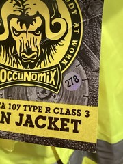 278-OccuNomix LUX-TJR Class 3 High-Visibility Breathable Rain Jacket Size Small