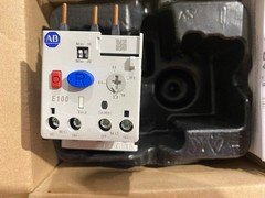 Allen Bradley E100 3.2-16.0 A DIRECT MOUNT OVERLOAD RELAY
