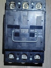 Boltswitch, PTL323, 100 amp, 3 Pole, fuse holder