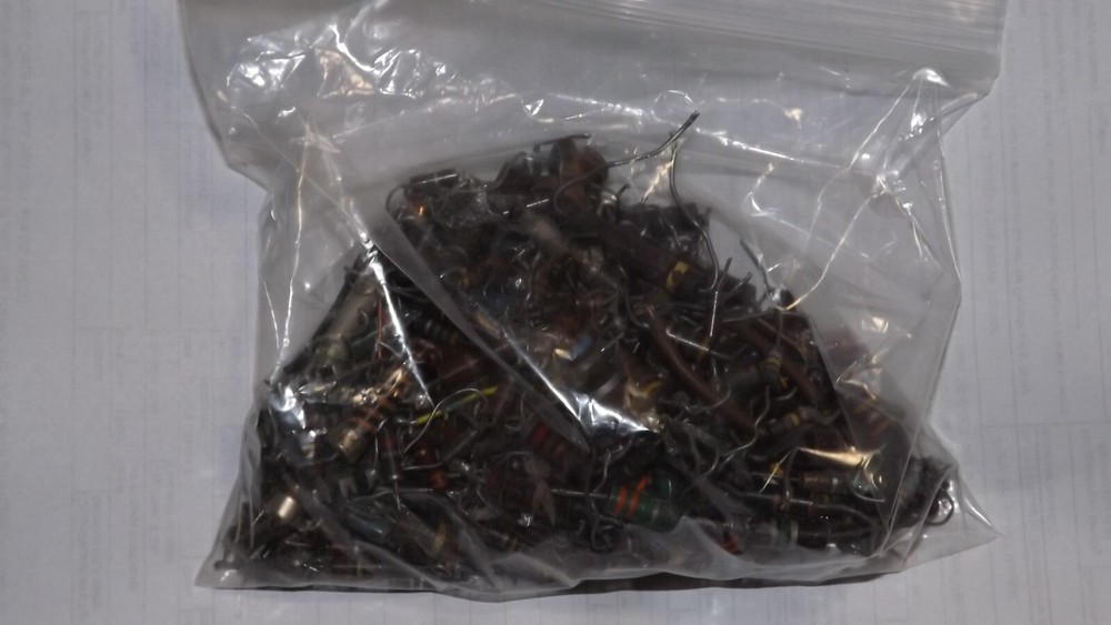 Large lot 1/2 pound of Vintage Resistors – Various Values – Some High Wattage