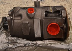 PD028PS02SRS5BC00T02B0000 P1/PD 28cc Series Medium Pressure Mobile Piston Pump