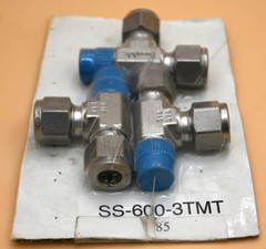 SWAGELOK SS-600-3TMT TUBE FITTING MALE RUN TEE – LOT OF 3PCS