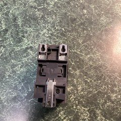 NOS Schneider Electric – TESYS LC1D40A Magnetic Contactor, 3 Pole, 220V, 50/60HZ