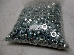 1000 Pack of #10-32 Nylon Insert Hex Lock Nuts Grade 2 Zinc Plated Steel