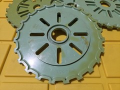 Qty 1 – Lustran International IH Corn Planter Plate C7-24X