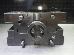 MT BMT60 1″ Coolant Thru Double Sided Sq Shank Tool Block MNL0052540 (LOC2108A)