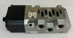 SMC US4436 SUBPLATE BASE WITH 4-PIN CONNECTOR NEW NO BOX