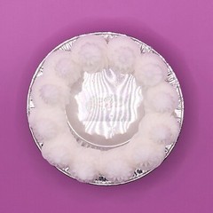 3″ Wax Pie Crust, Whipped Cream Edge w/tin Set 3 crusts