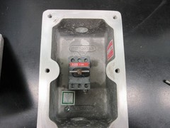 Akron Electric Explosion Proof Motor Switch Housing Aluminum CX136 w/ AB switch