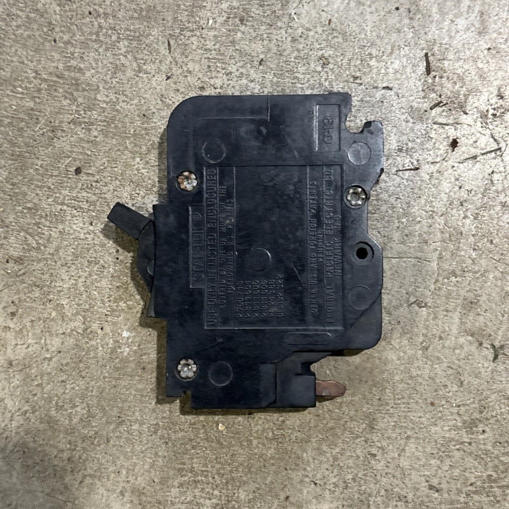 Federal Pacific Stab-Lok 30 Amp 1 Pole Type NC Circuit Breaker FPE 1/2″ Thin