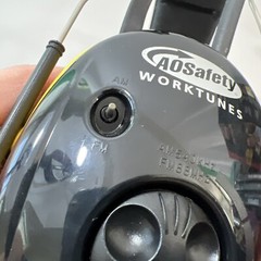 Peltor AO Safety Work Tunes AM/FM Headphones HRX52A Worktunes Mowing Yard work