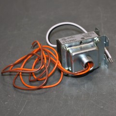 Johnson Controls Class 2 Transformer Y65A13-0, 120V to 24V AC, 40VA