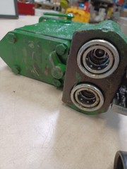 Valve, Selective Control To Fit John Deere – Used – Replaces OEM R40499