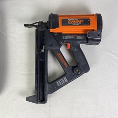 Ramset TF1100 TrakFast Gas Actuated With Battery, Charger And Carrying Case