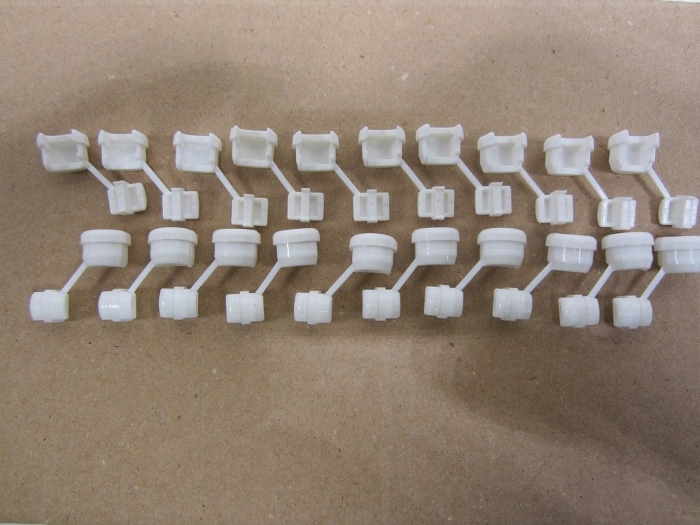 Free Ship, 20 Count, Heyco 4K-4 Strain Relief for 18 Gauge Flat Wire Cord White