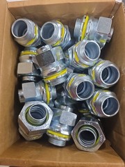 25 Pack Hubbell Raco 3403 3/4″ Straight Liquidtight Connectors Conduit