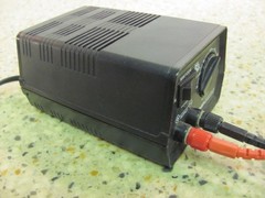 Mean Well MW122A Regulated DC Power Supply 3-12 V adjustable 2 Amp