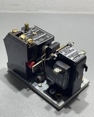 Joslyn Clark 713UP-76 PMT Pneumatic Timing Relay Open Type 10A 600VAC 50430