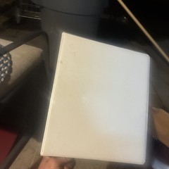 Supply 3-Ring Binders, 8red And 2 White