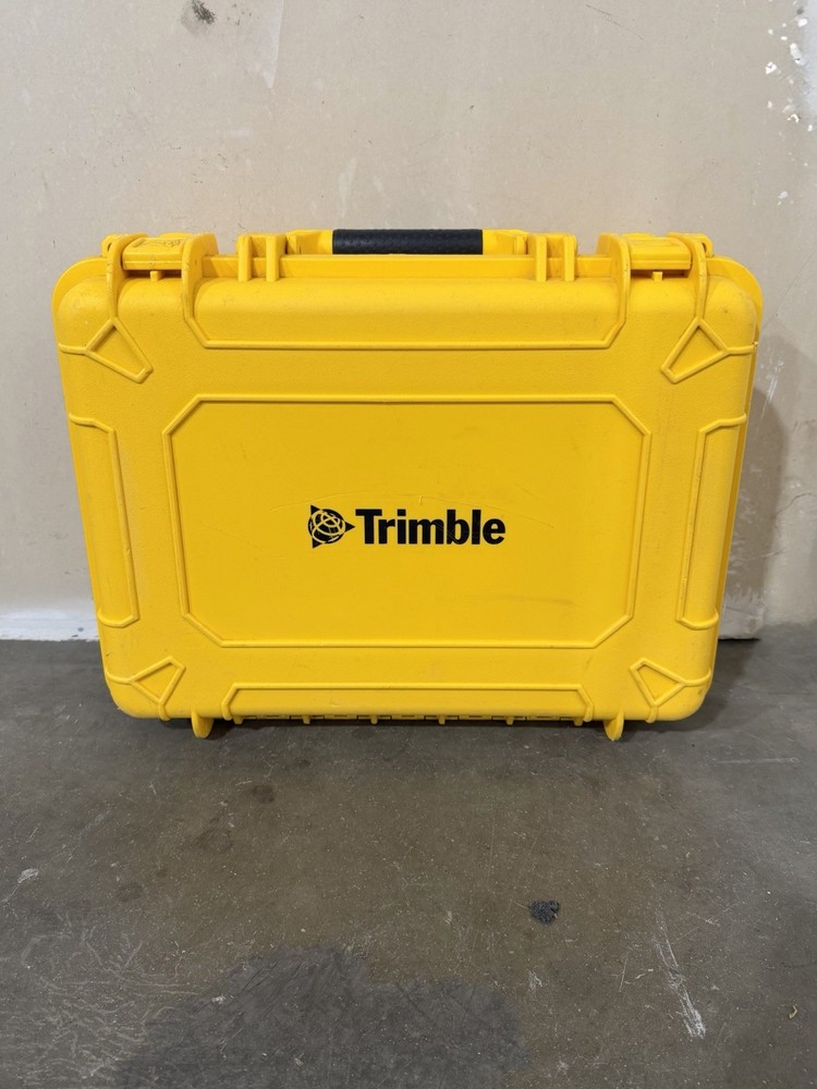 Trimble R10 Single Receiver Base or Rover & Data Collector Empty Case