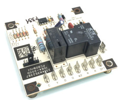 Goodman 1084-200D Defrost Control Circuit Board PCBDM101 used #P331