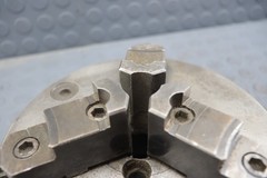 8” 3 JAW CHUCK UNKNOWN BRAND 350048 LOC7674