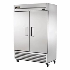 True T-49F-HC 54 1/8″ T Series Two Section Reach In Freezer