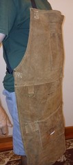 ARCPRO Split Leather Welding Apron with 6 Pockets Adjustable 23.5″W x 35″L-NEW