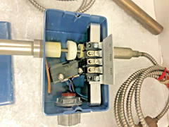 Differential Temperatura Swich model PF-CT-86/90-6-AC-SWD15 Range 0/400f 15Amp
