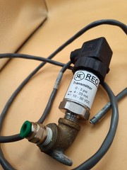 REOTEMP TG1-P12-3A2D PRESSURE TRANSMITTER, 0-30 PSI, 10-30VDC, 4-20mA