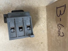 ABB OT63F3 Non-fusible Disconnect Switch 3p 60a Amp 600v-ac
