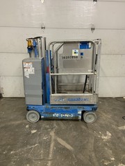 2015 GENIE GR15 15’ ELECTRIC RUNABOUT SCISSOR VERTICAL MAST DRIVABLE MAN LIFT