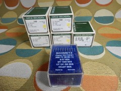 Groz-Beckert UY 154 GAS (300) GFS (100) GHS (100) Schmetz NM 70 Size 10 B-27