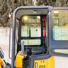 MMS Mini Excavator 13.5hp 1.4Ton Gas B&S EPA Engine With Swing Boom