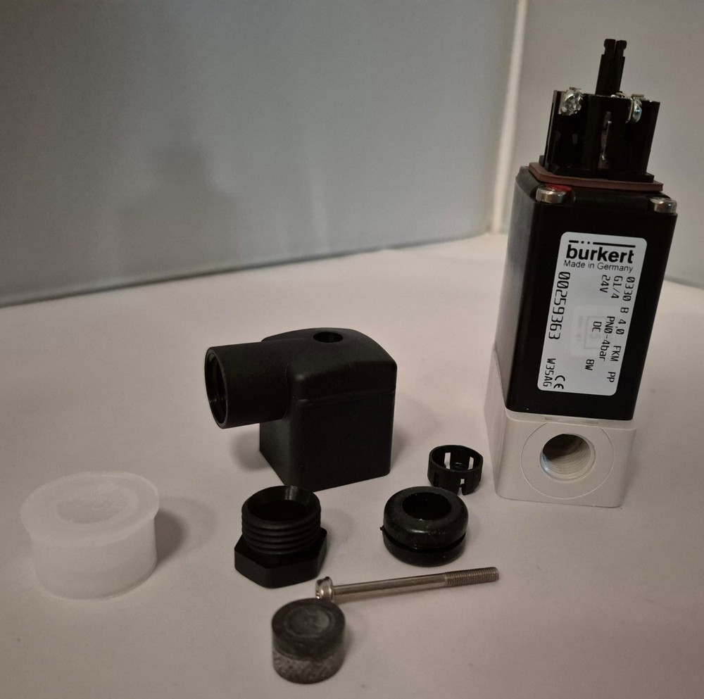 Burkert 0330 direct-acting, media-separated pivoted armature valve