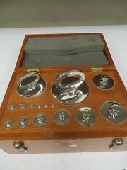 W & LE Gurley Class P Range: 1/32oz – 101lb Weight Set in Wood Case NR63
