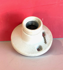 2-PK PULL-CHAIN Medium Base One-Piece PORCELAIN Box Mount LAMPHOLDER NEW 860-S